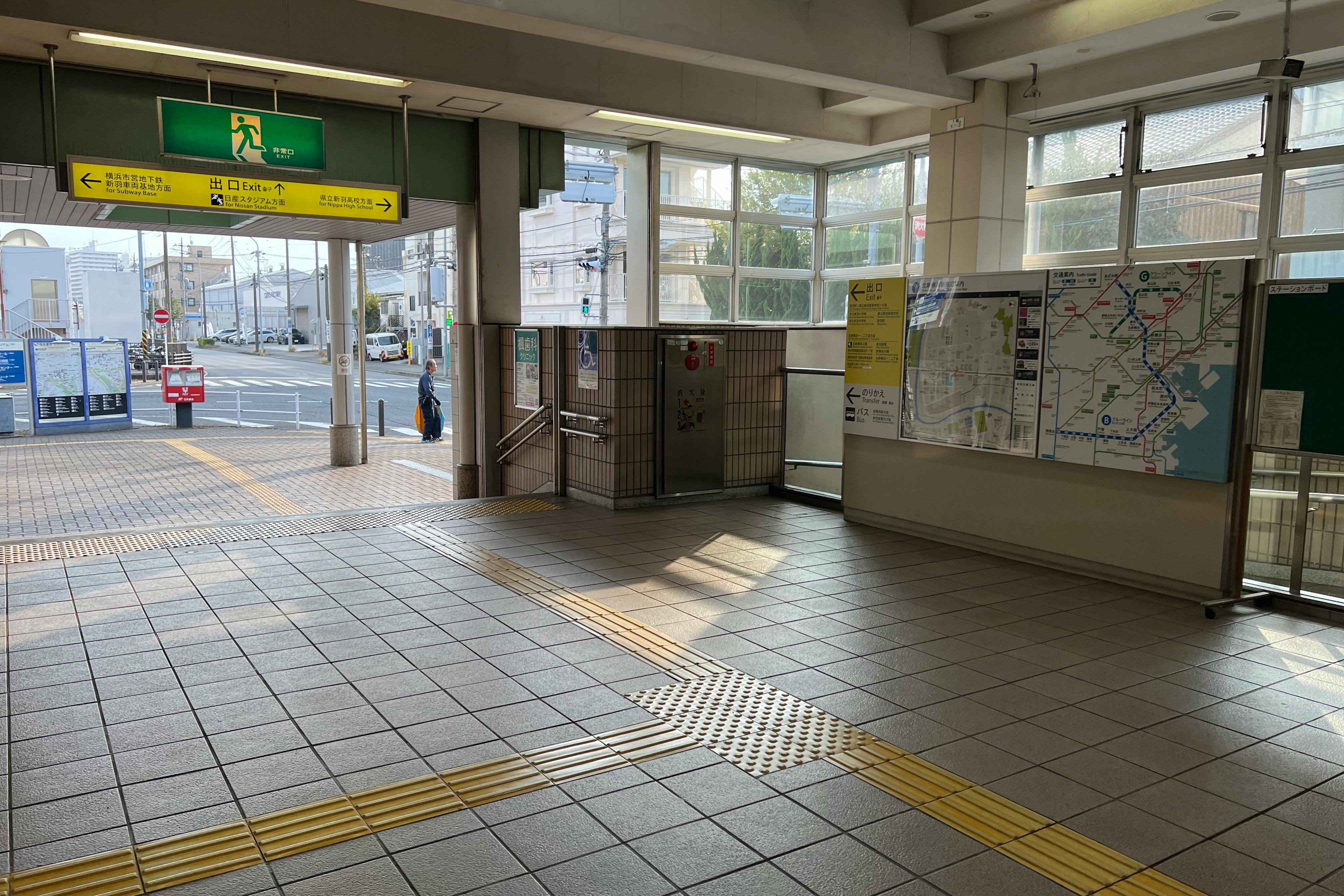 【横浜市営地下鉄ブルーライン北新横浜駅】各種プロモーションやサンプリングに最適な改札外正面のイベントスペース
