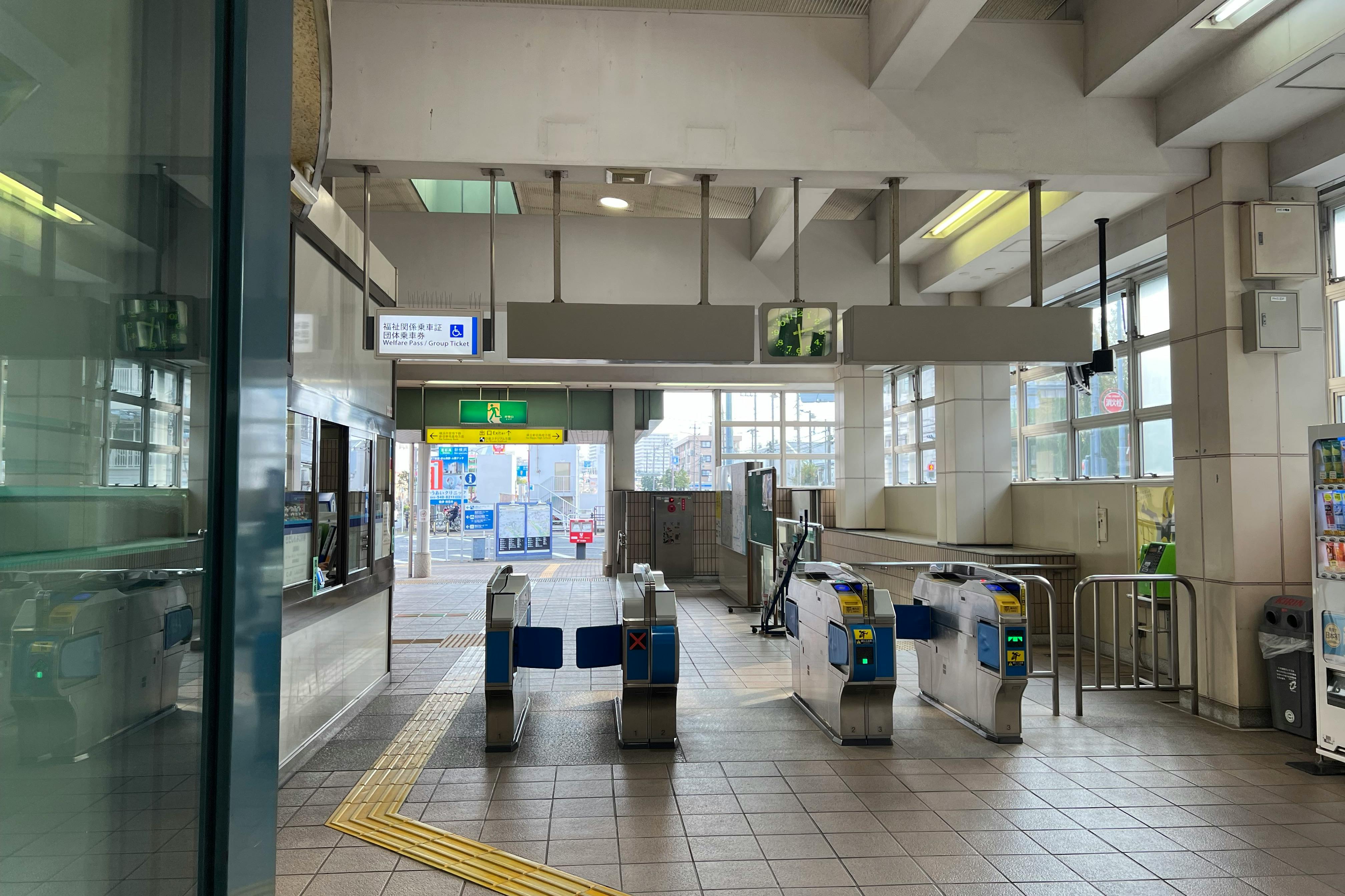 【横浜市営地下鉄ブルーライン北新横浜駅】各種プロモーションやサンプリングに最適な改札外正面のイベントスペース