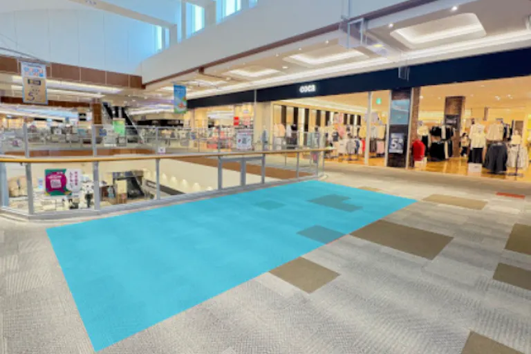 【イオンモール大垣*】2F COCA前 ブリッジの画像1