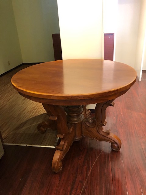 丸テーブル×1台