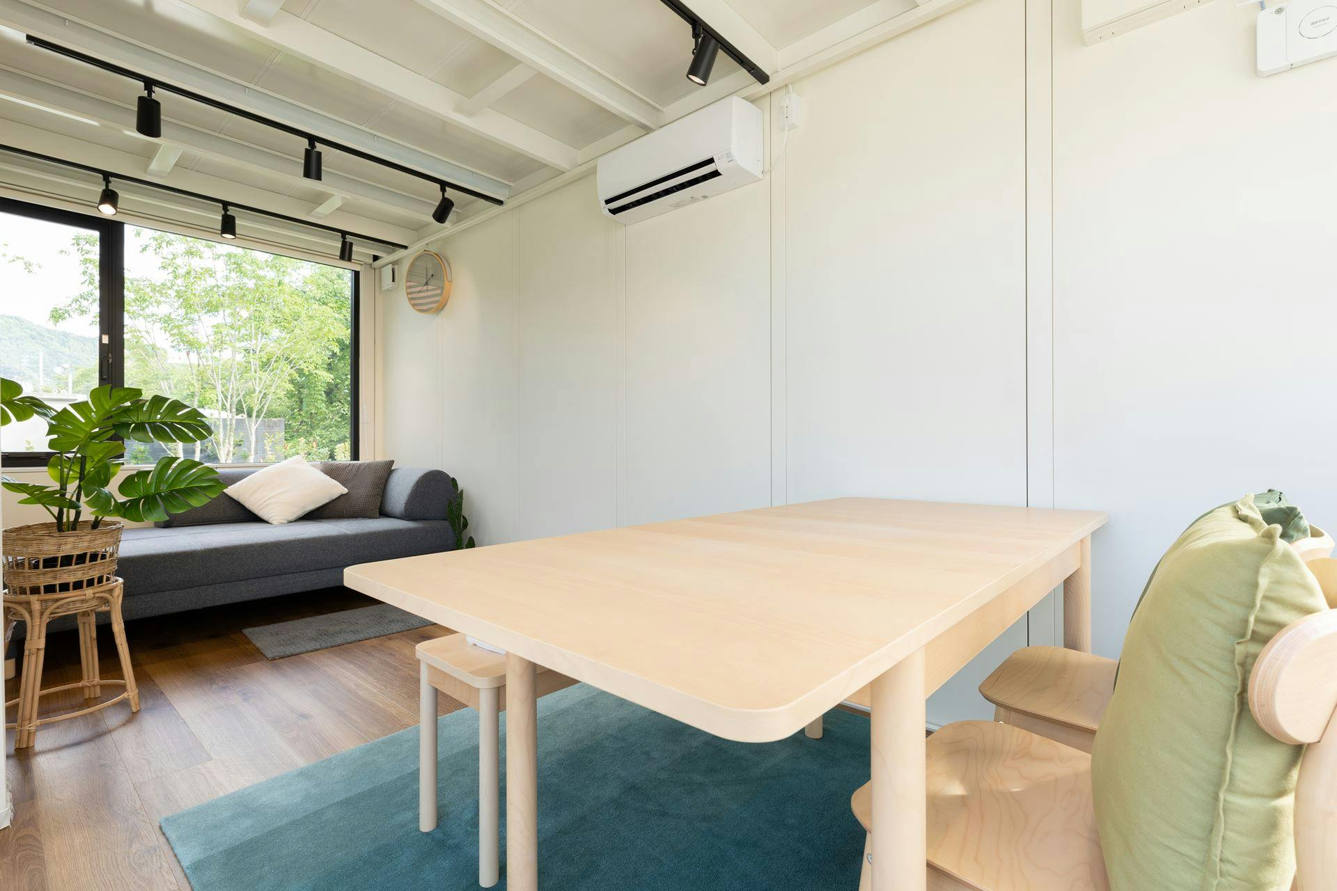 【可部駅6分】自主企画マルシェやワークショップに最適なお手頃価格のレンタルスペース「Living2」／敷地全体の貸切イベント開催も可能！