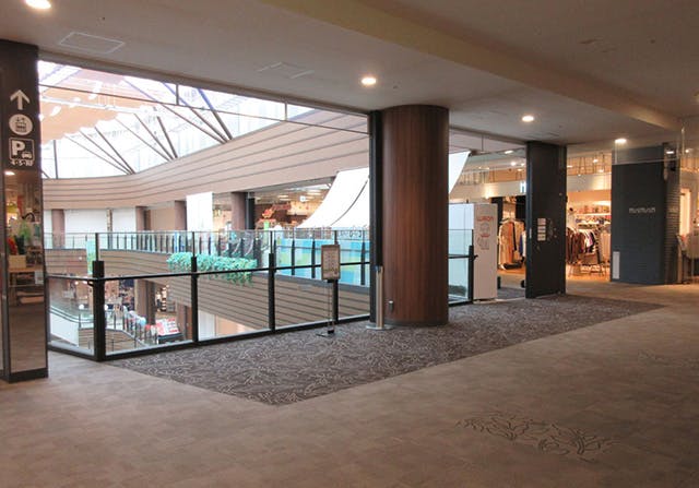 【イオンモール多摩平の森】3F ドリーム前の画像