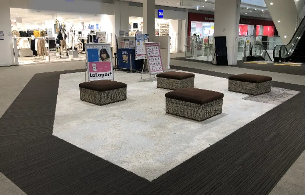 【ららぽーと海老名】3-③ 北側エスカレーター 前Ⓐ