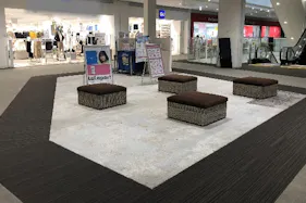 【ららぽーと海老名】3-③ 北側エスカレーター 前Ⓐ