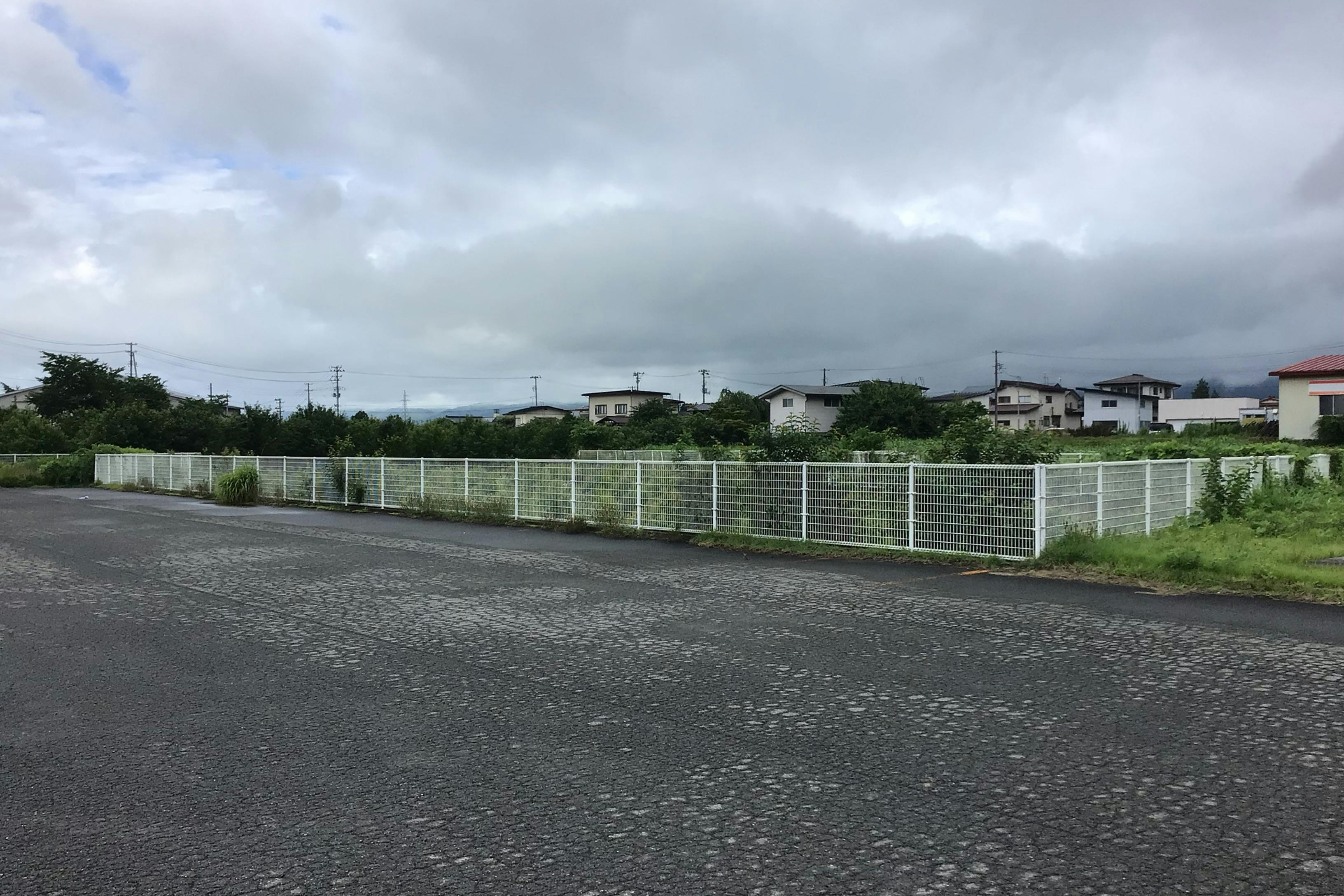 【ダイナム山形長井店】プロモーションに最適なアミューズメント施設のイベントスペース(店舗駐車場)