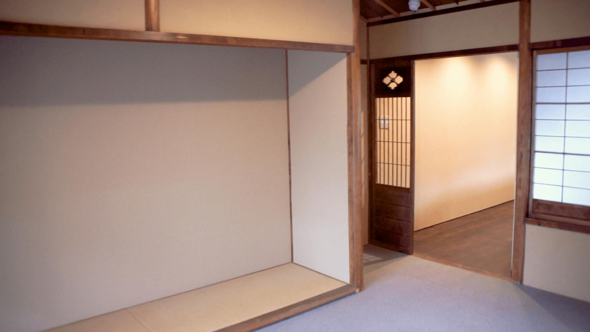 【京都河原町駅3分】個展・グループ展等のアート展示やポップアップストア、ワークショップに最適な築100年以上の京町家のギャラリースペース