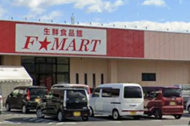 【エフマート小牧】風除室 販促プロモーションに最適なスーパー店内催事イベントスペースの画像2