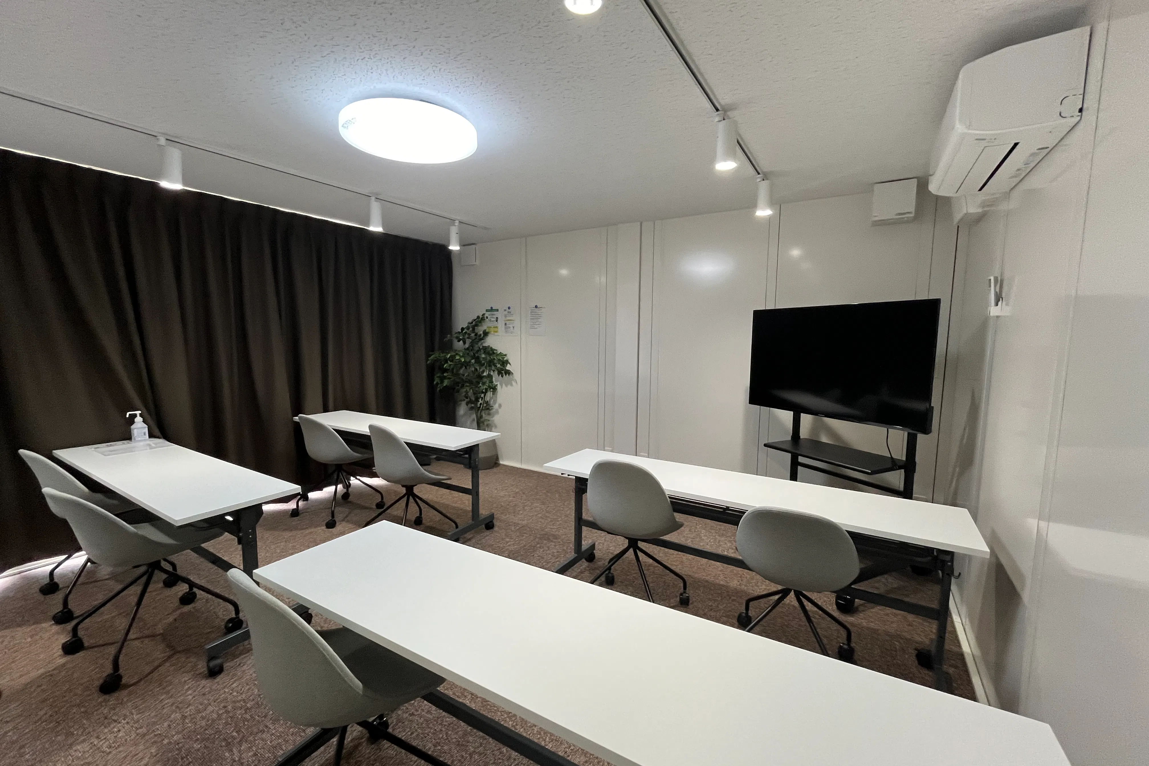 【福島県郡山市】自主企画マルシェやワークショップに最適なお手頃価格のレンタルスペース「Meeting1」/敷地全体の貸切イベント開催も可能!