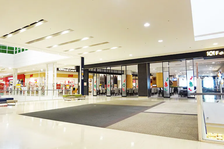 【イオンモール大和郡山】3階フードコート前の画像1