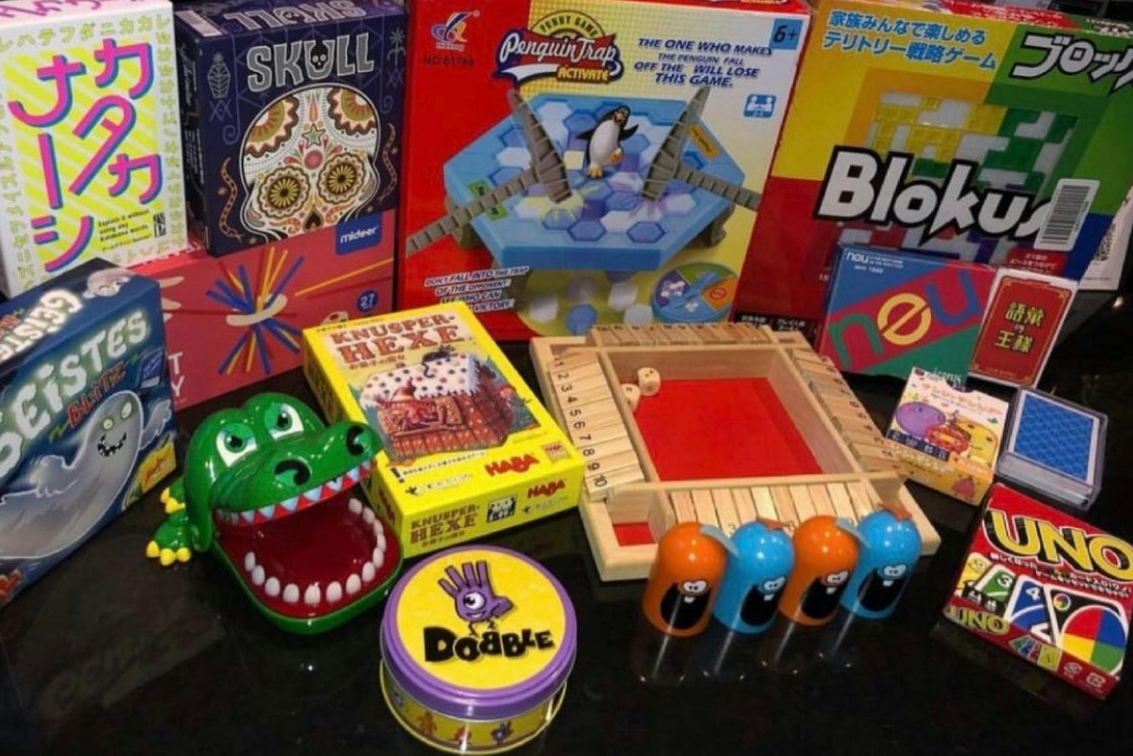 【心斎橋駅5分】ロケや撮影会等の撮影用途やオフ会等のイベント、オフサイトミーティングに最適なシックな空間のバースペース