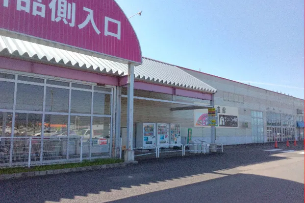 【イオンスーパーセンター美郷】駐車場 食品側入口 販促プロモーションやキッチンカー出店に最適なスーパー店外催事イベントスペース