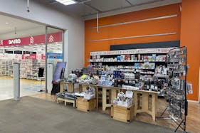 【蔦屋書店 小川町】販促イベントや物販に最適な店内入口右横イベントスペース