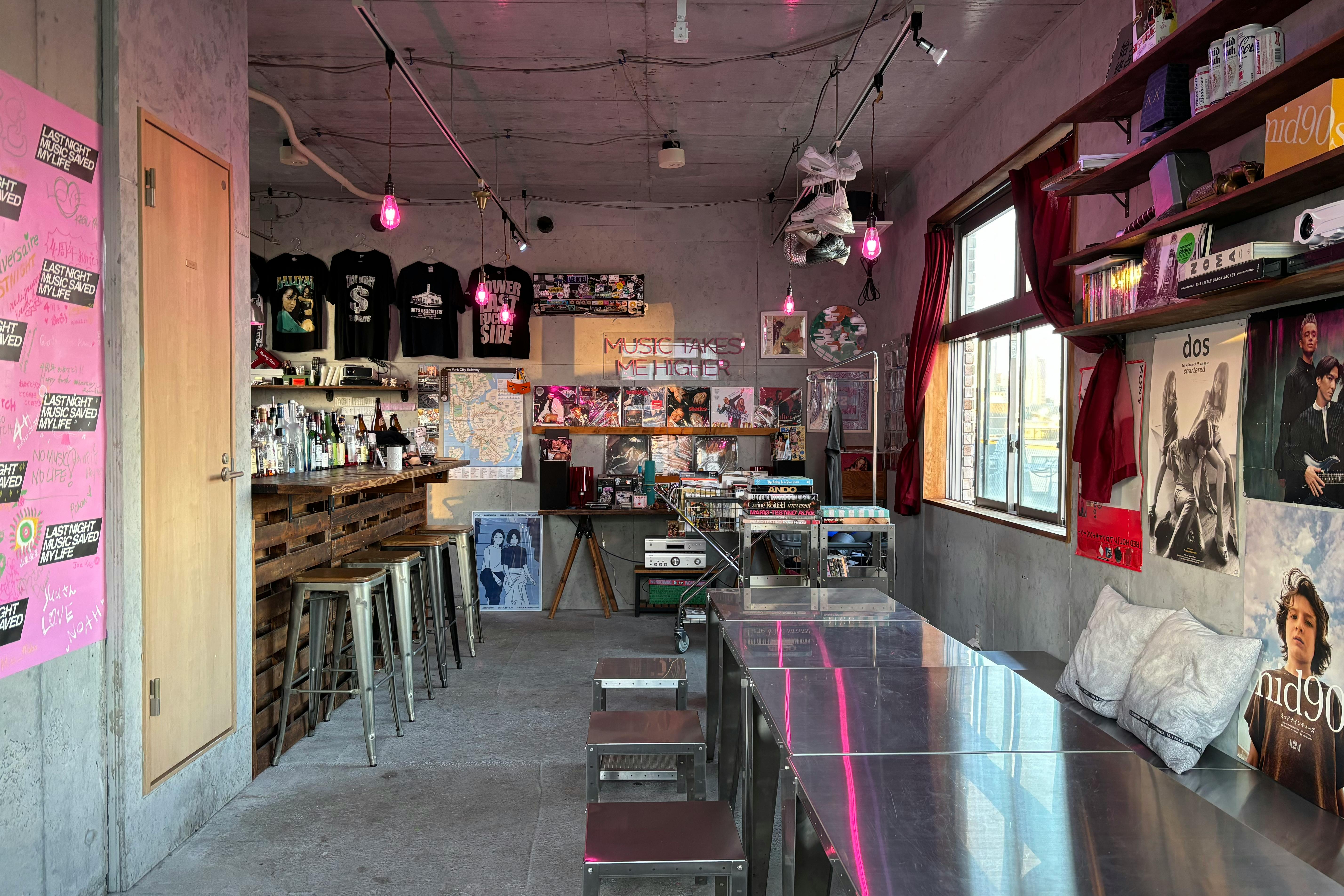 【下北沢駅3分】ポップアップに適したコンクリート造りのスペース