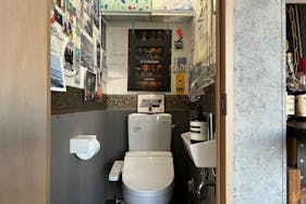 【下北沢駅3分】ポップアップに適したコンクリート造りのスペース