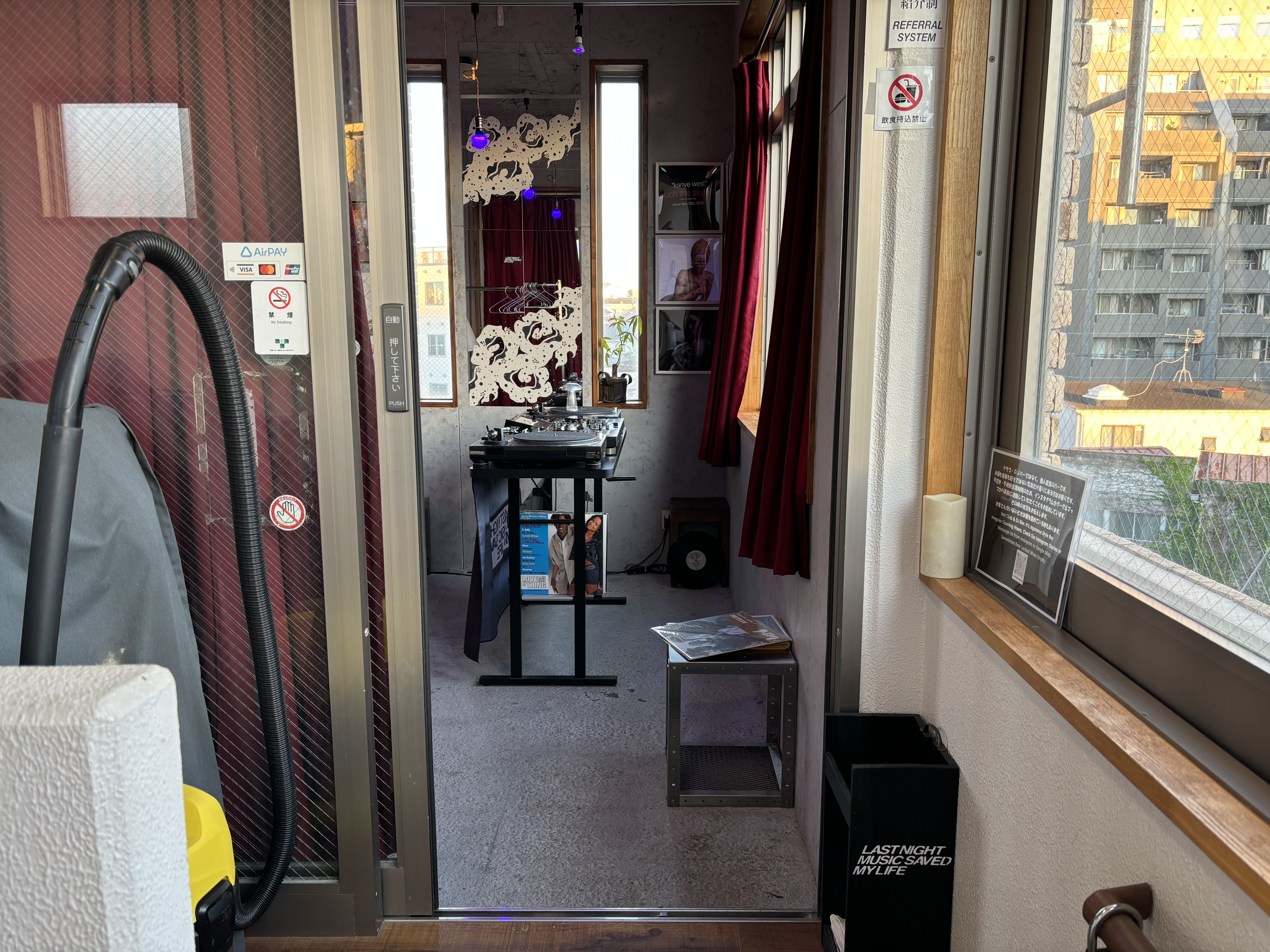 【下北沢駅3分】ポップアップに適したコンクリート造りのスペース