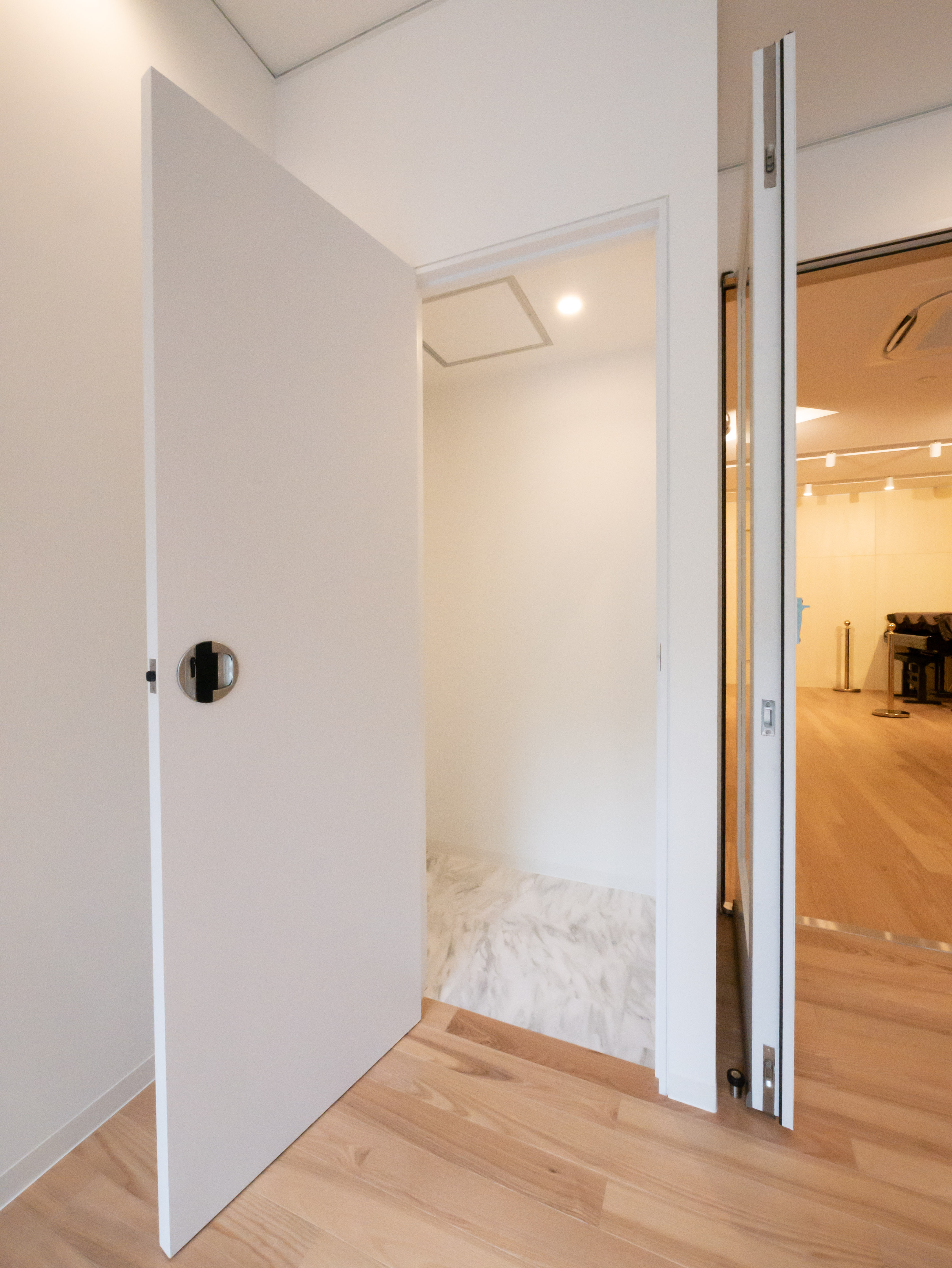 フリースペース（更衣室・姿見あり）