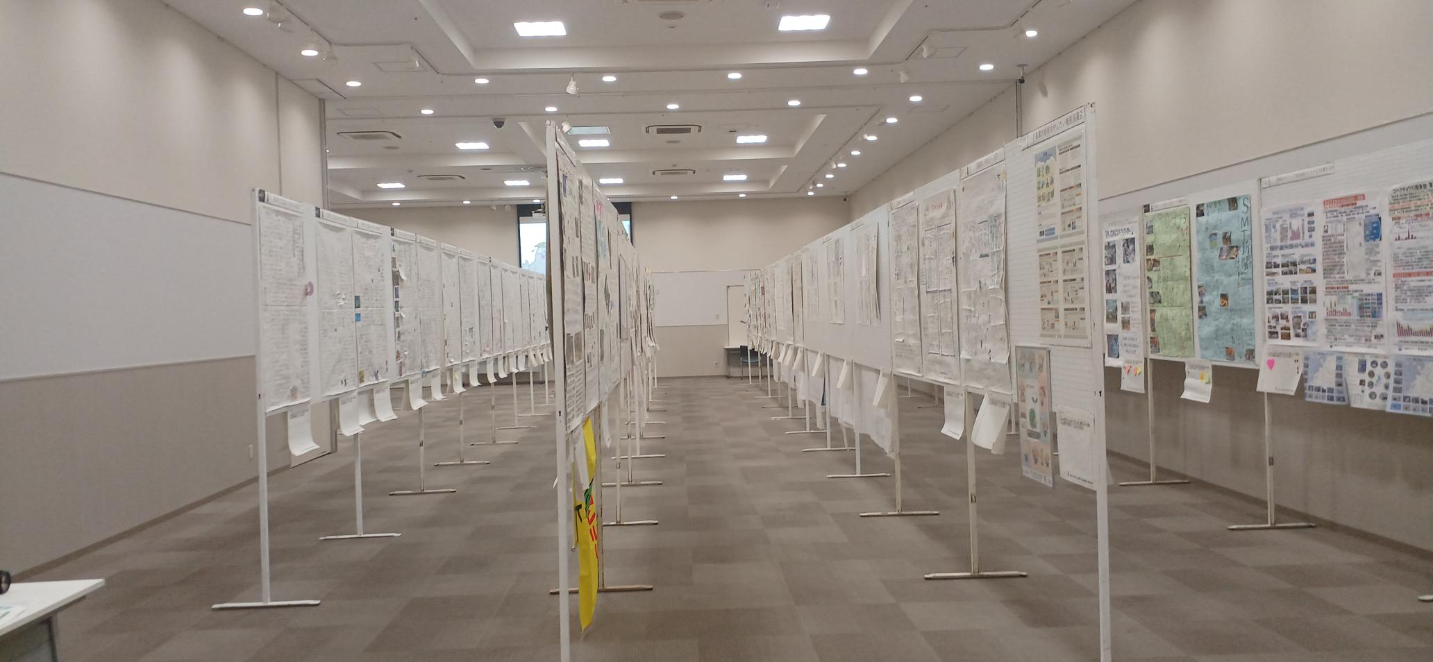 【イオンモール草津】2F イオンホール