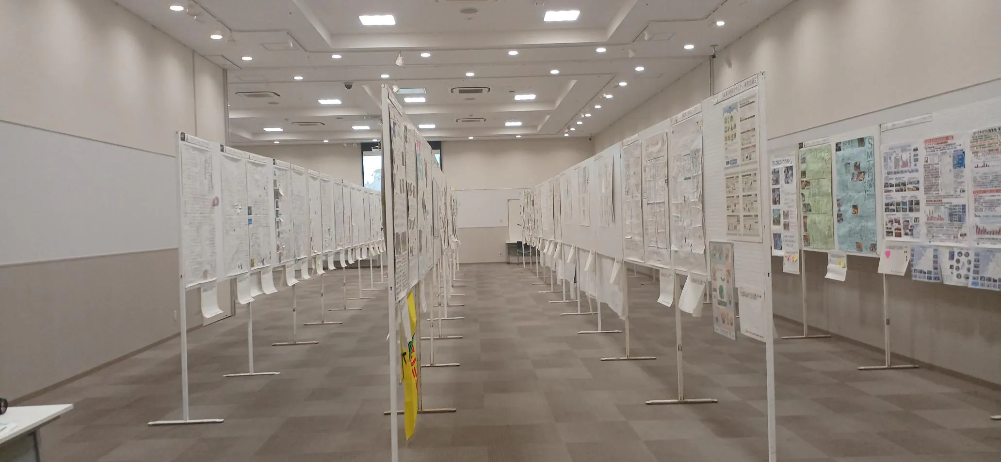 【イオンモール草津】2F イオンホール