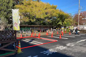 【ユニディ狛江店】屋外駐車場 キッチンカーの出店に最適な屋外駐車場の催事イベントスペース