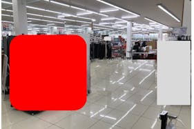 【西友 伊那竜東店】店内入口付近(レジ前 クリーニング/理美容側入口付近) プロモーション用途や物販、食物販のポップアップストアに最適なスーパー店内催事イベントスペース