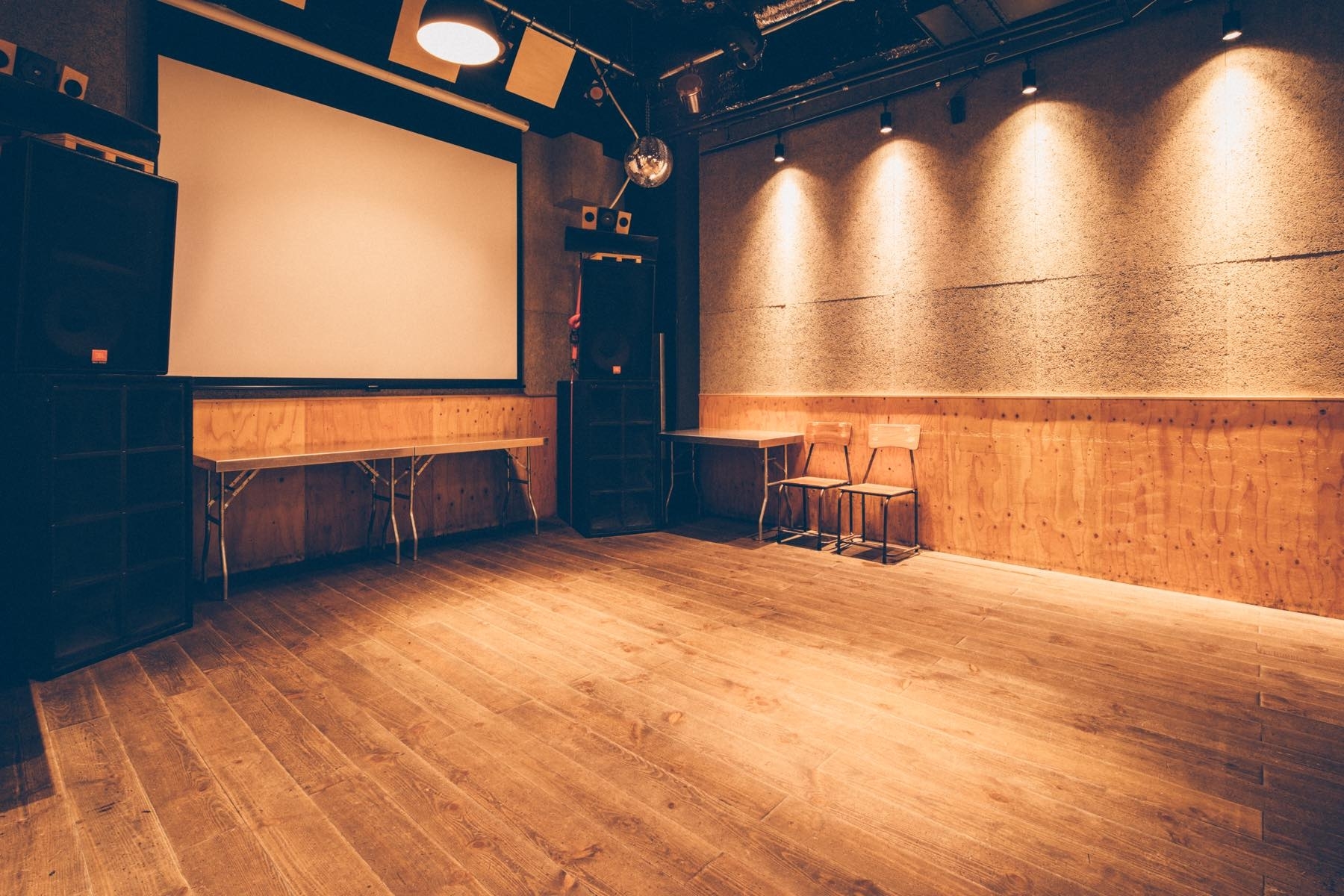 【渋谷駅7分】音と食を楽しむ青山の地下カフェの画像6