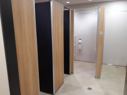 【イオンモール広島府中】モール内広告 化粧室