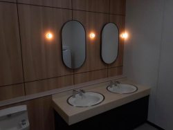 【イオンモール広島府中】モール内広告 化粧室