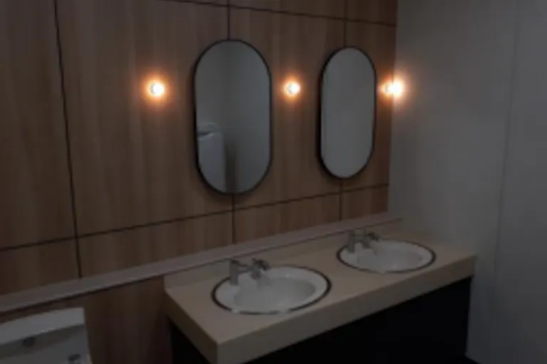 【イオンモール広島府中】モール内広告 化粧室の画像1