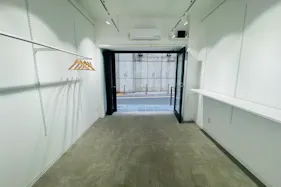 【渋谷駅5分】初めての出店や小物・雑貨の物販におすすめ!コンパクトな路面スペース