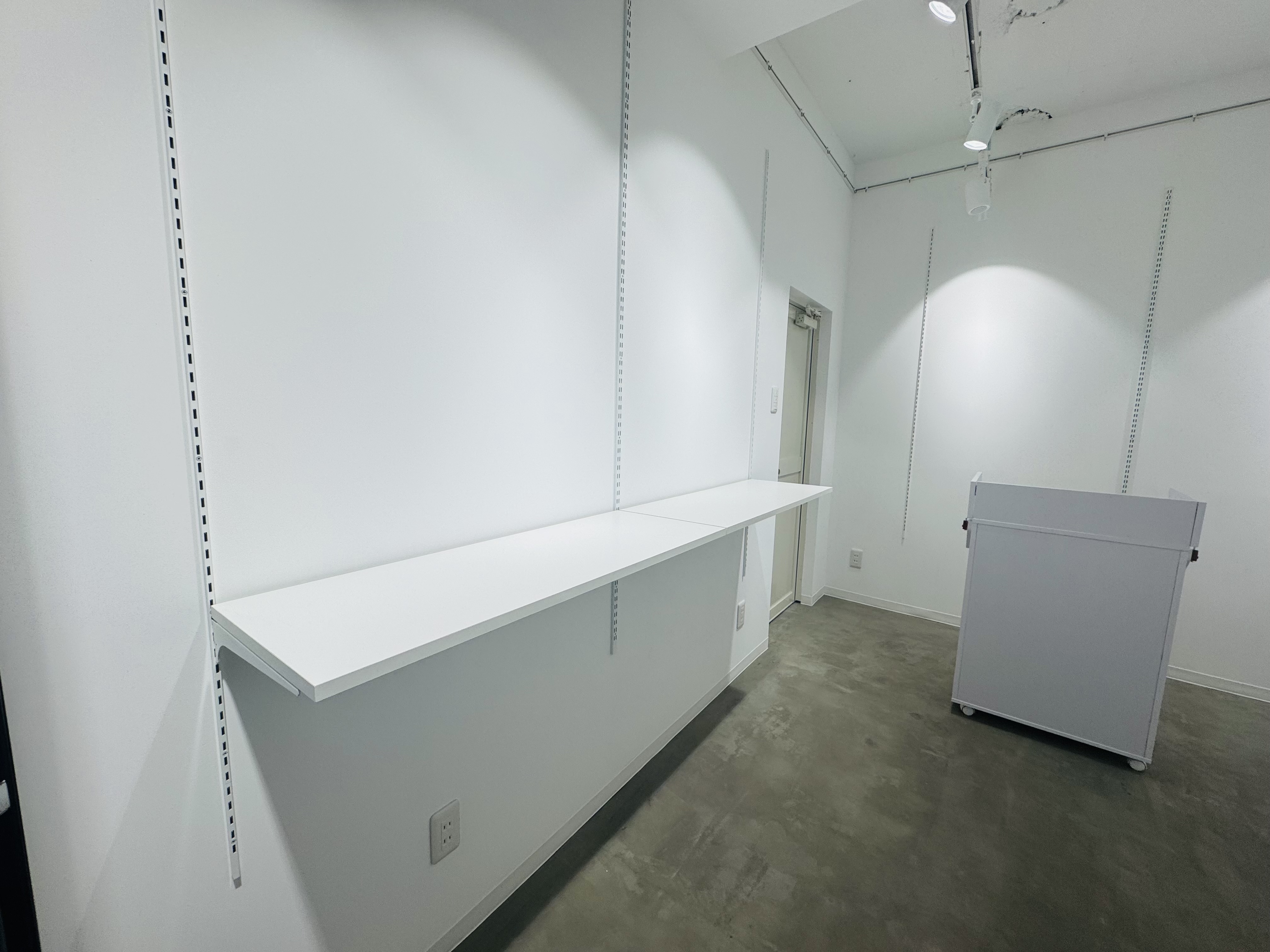 【渋谷駅5分】初めての出店や小物・雑貨の物販におすすめ！コンパクトな路面スペース