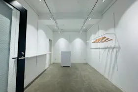 【渋谷駅5分】初めての出店や小物・雑貨の物販におすすめ!コンパクトな路面スペース