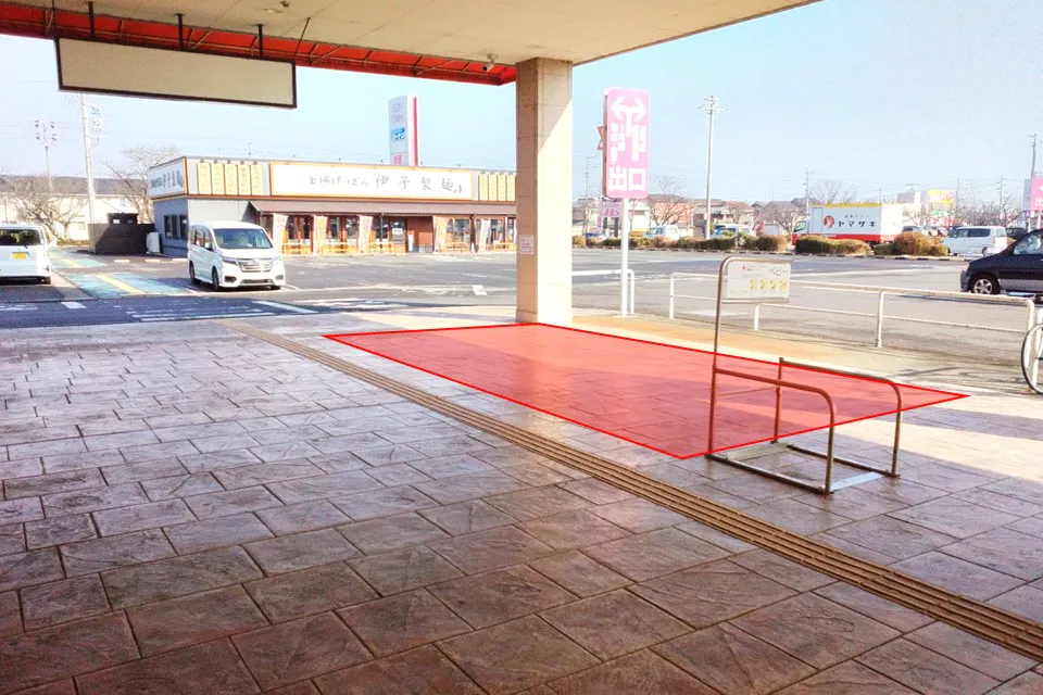 【イオンタウン鈴鹿】販促プロモーションや食物販に最適な駐車場近くの屋外スペース