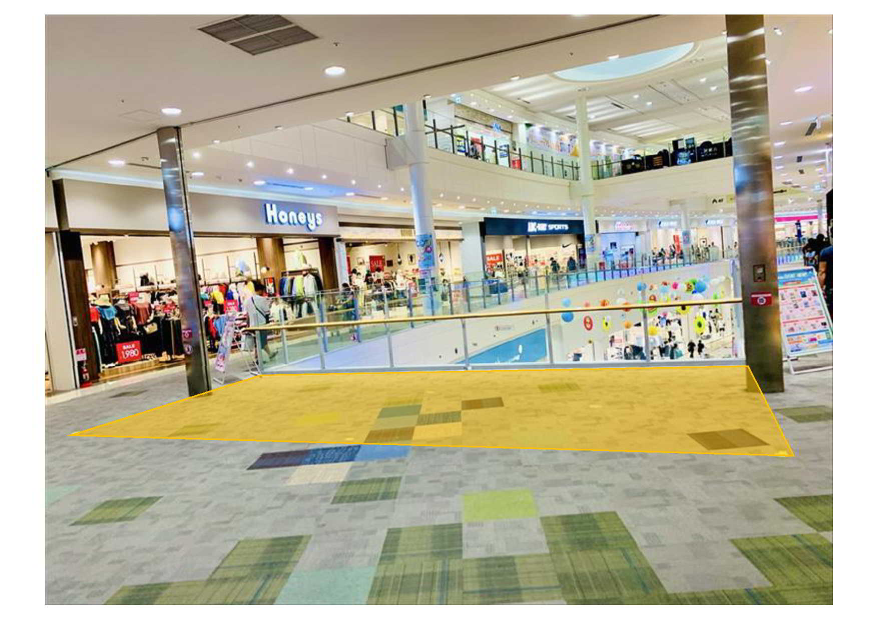 【イオンモール鶴見緑地】【2F】シューラルー前