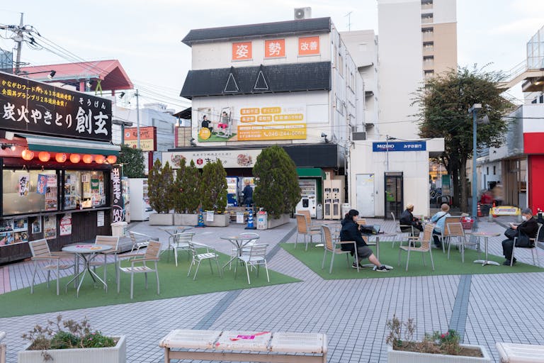 【イオン海老名】喫煙者に向けたプロモーション利用が可能な商業施設の屋外スペースの画像3