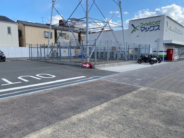 【フィッシングマックス武庫川店】キッチンカーやプロモーションに最適な駐輪場近くのレンタルスペース