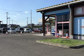 【ダイナム宮城名取美田園店ゆったり館】キッチンカーやプロモーションに最適なアミューズメント施設のイベントスペース(店舗駐車場)