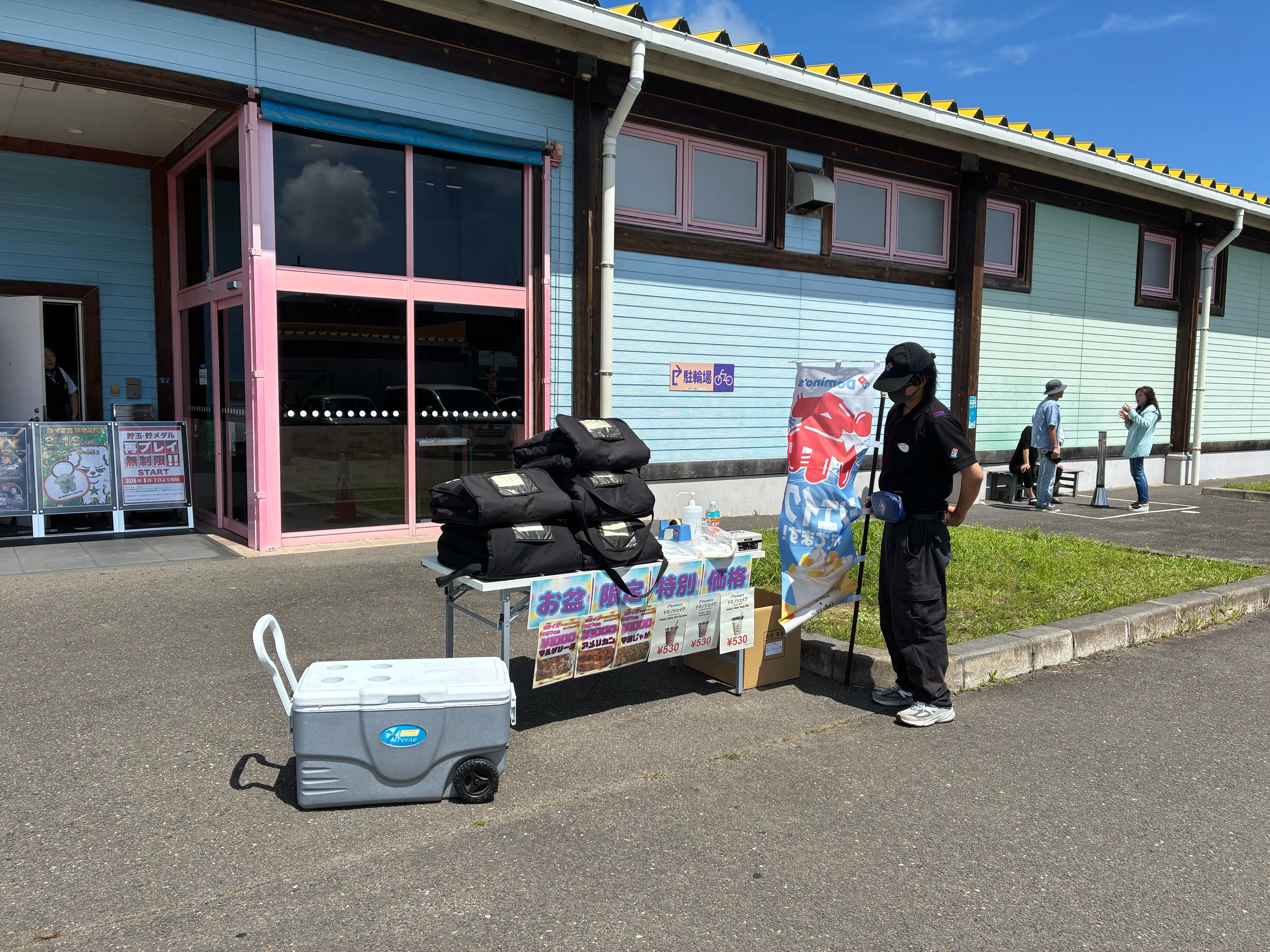 【ダイナム宮城名取美田園店ゆったり館】キッチンカーやプロモーションに最適なアミューズメント施設のイベントスペース(店舗駐車場)