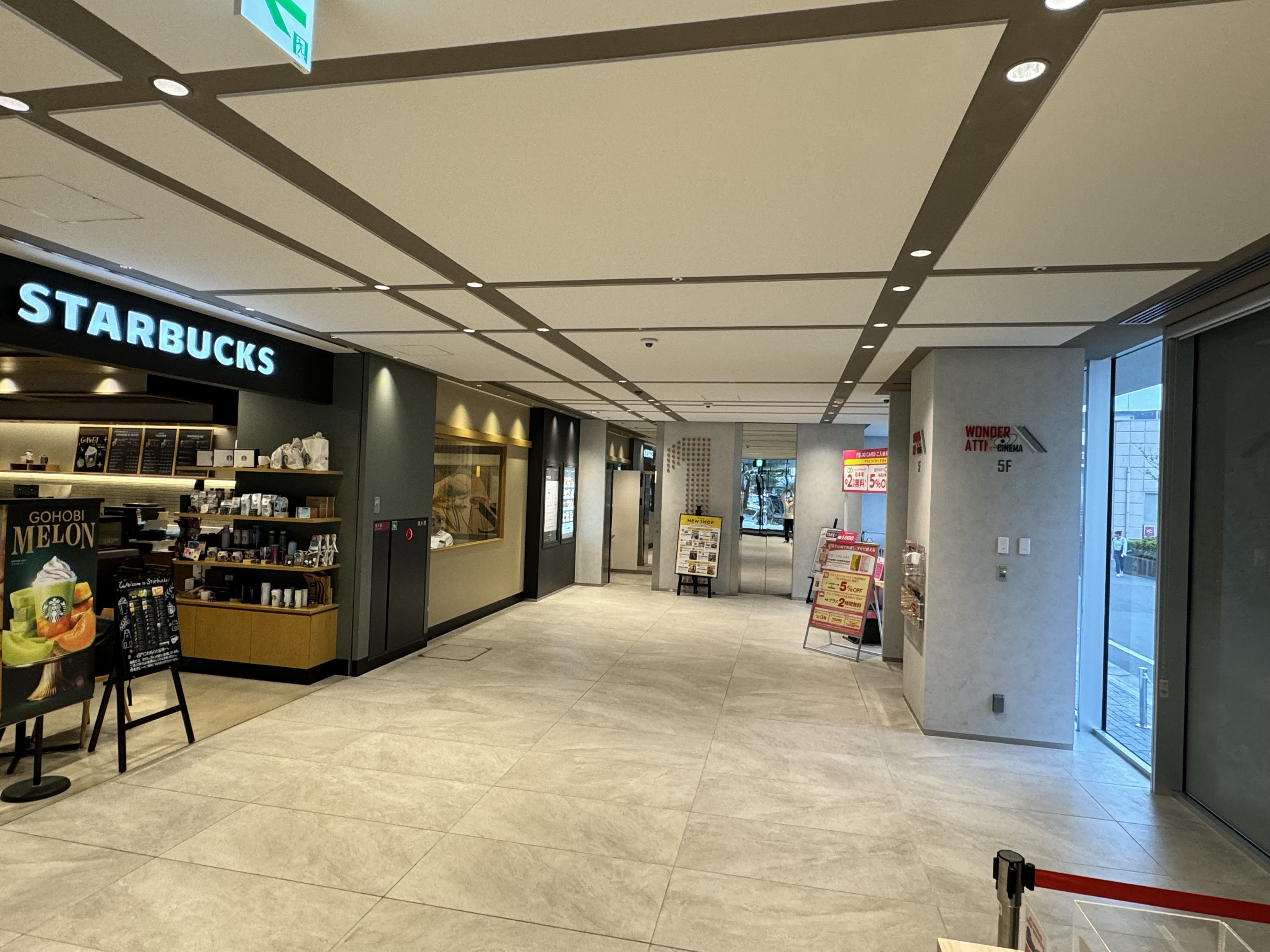 【アミュプラザみやざき】うみ館 雑貨や食物販などのポップアップに最適な1F入口近くのイベントスペース