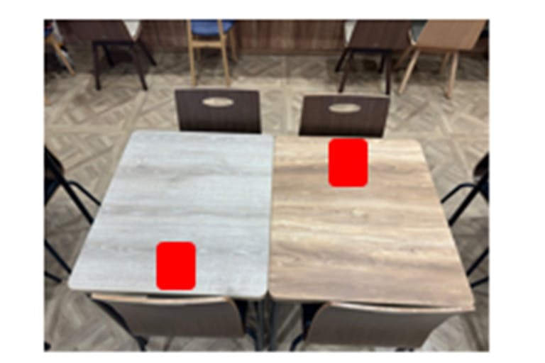 【イオンモール京都五条】フードフォレスト テーブルの画像2