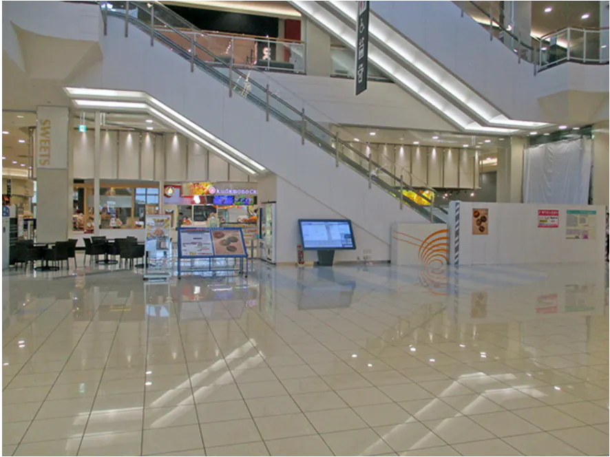 【イオンモール宮崎】ウエストコートの画像