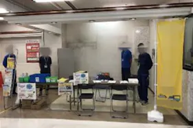 【西友 山科店】1F下りエスカレーター側出入口付近テナント区画 ポップアップストア(物販、食物販)やプロモーション用途に最適なスーパー店内催事イベントスペース