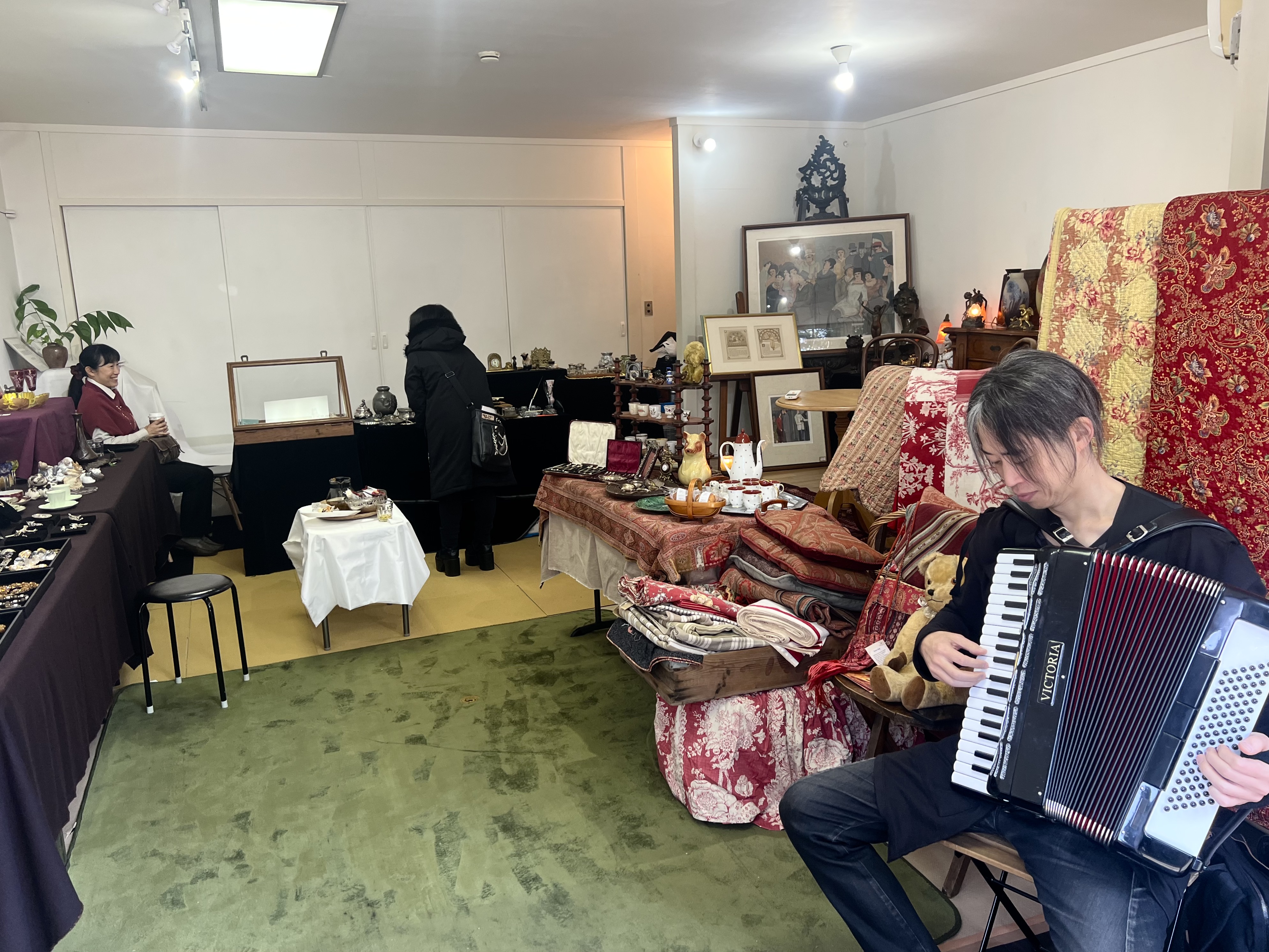 ヨーロッパアンティーク　マルシェ