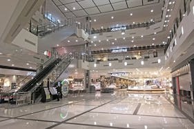 【イオンモール堺鉄砲町】1Fサウスコート