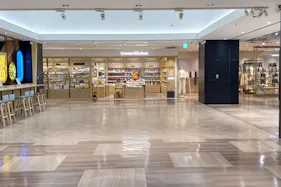 【秋田オーパ】吹抜