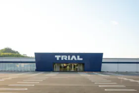 【スーパーセンタートライアル鹿屋店】キッチンカー(調理営業)出店限定/屋外スペース