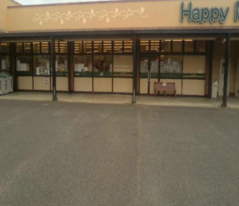 【ハピーマート吉井店】店頭 各種プロモーション、会員獲得イベントに最適な屋外催事イベントスペース