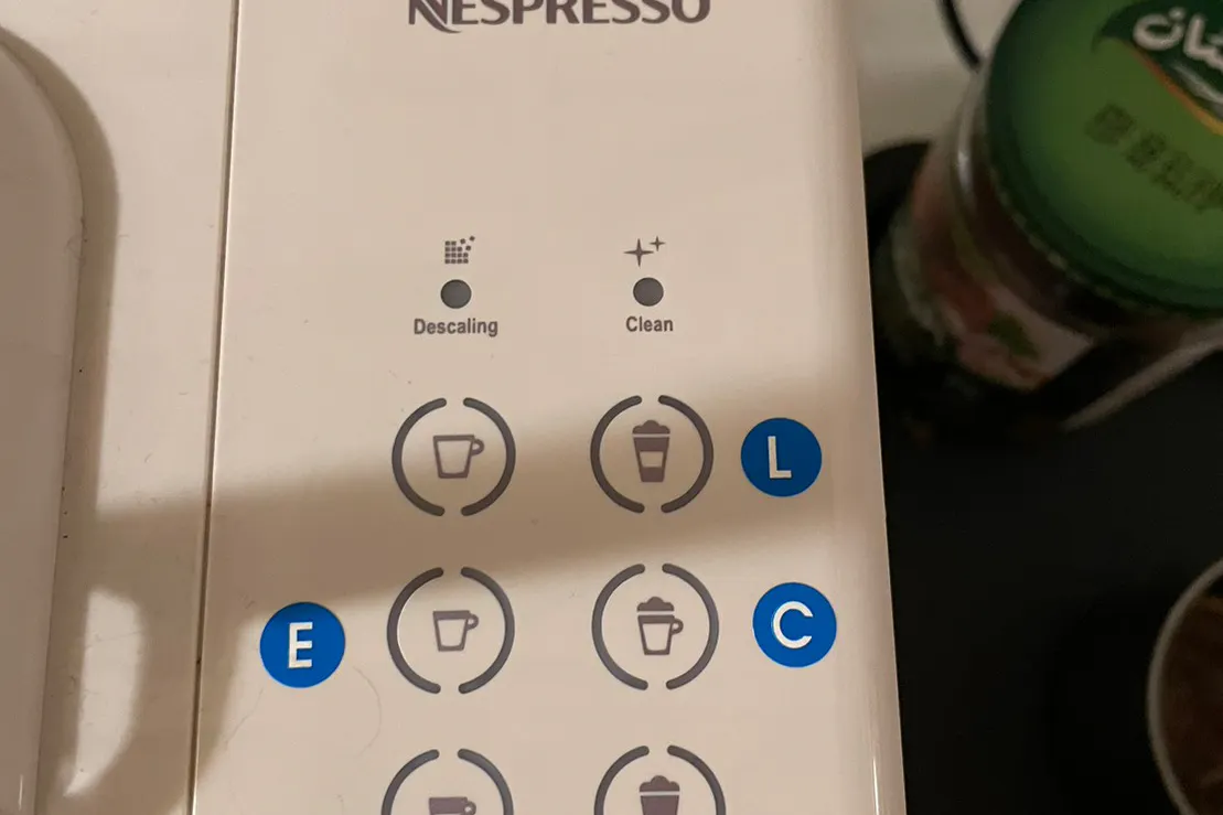 【中目黒駅10分】カフェ・レストランの短期出店や個展などアート用途、招待制のイベントに最適なアコースティック系のライブも可能なレンタルスペース