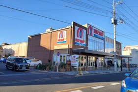 【マミープラス下戸田】プロモーションに利用可能な1階軒下スペース