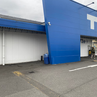 【スーパーセンタートライアル小林店】🍩お試しスイーツプラン🍩【ポーチ横：左側】食物販の出店が可能なトライアルマルシェ（キッチンカー/テント・スペース）