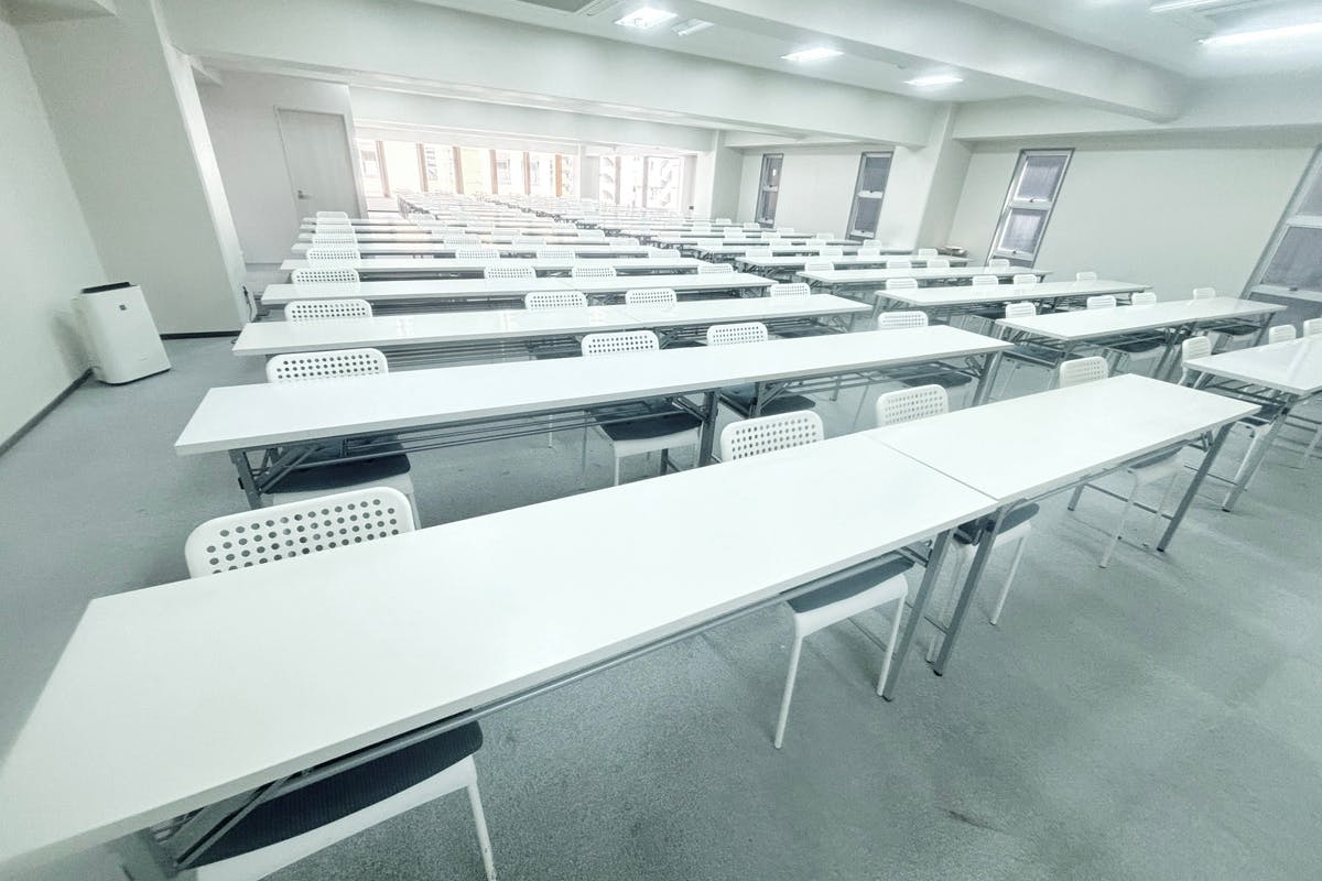 【秋葉原駅8分】招待制の製品PR会や受注販売会に適した200名程度収容可能なレンタルスペース